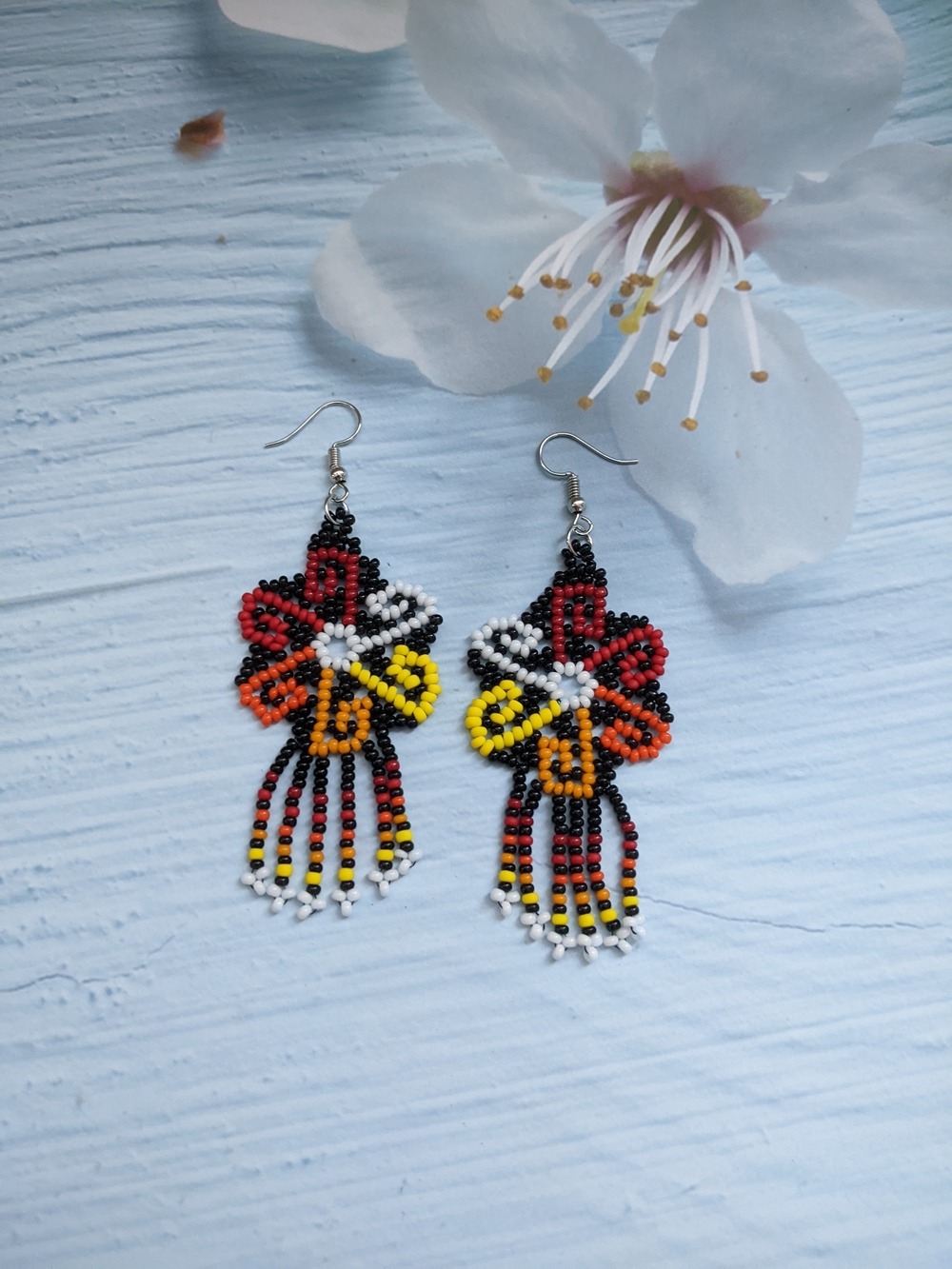 Handmade Multicolor Beaded Flower Dangle Earrings - Picture 2 of 6